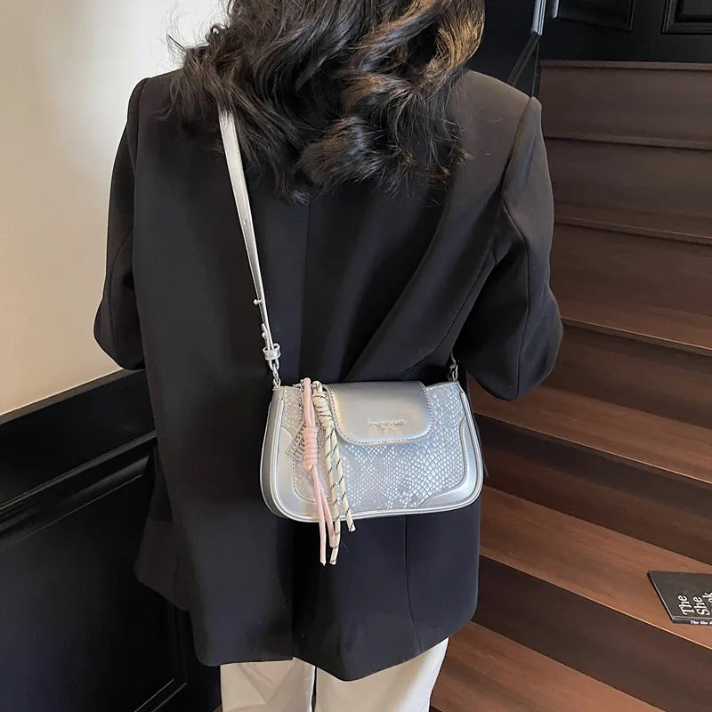 TOUTSEUL YOLO PU Shoulder Bag Regular Women's Ecru/Silver/Black/Pink-9