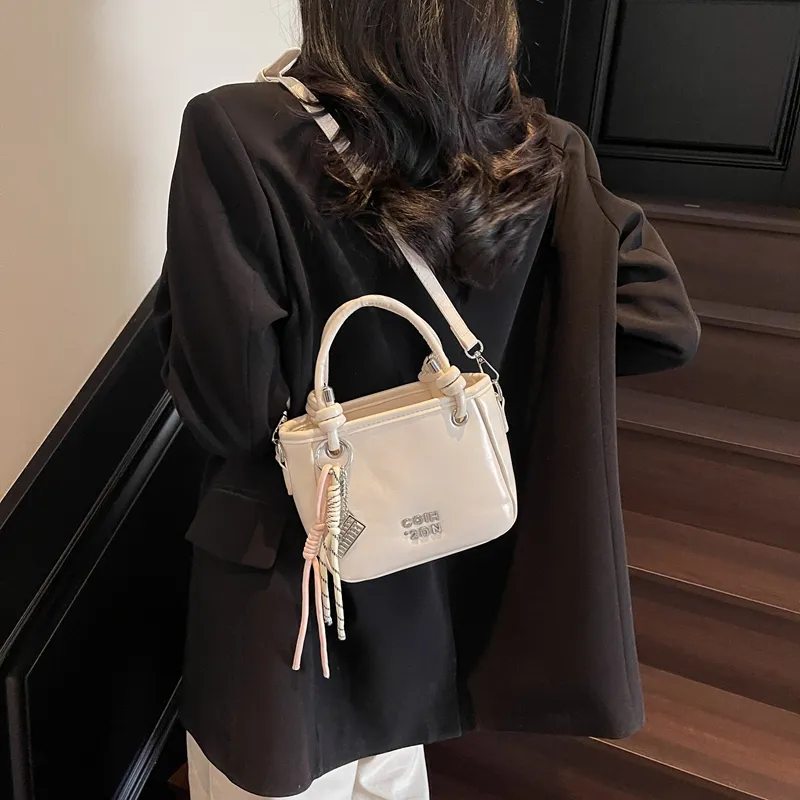 TOUTSEUL YOLO PU Crossbody One Shoulder Handbag Women's Ancora Red/Ecru/Silver/Black/Pink-6