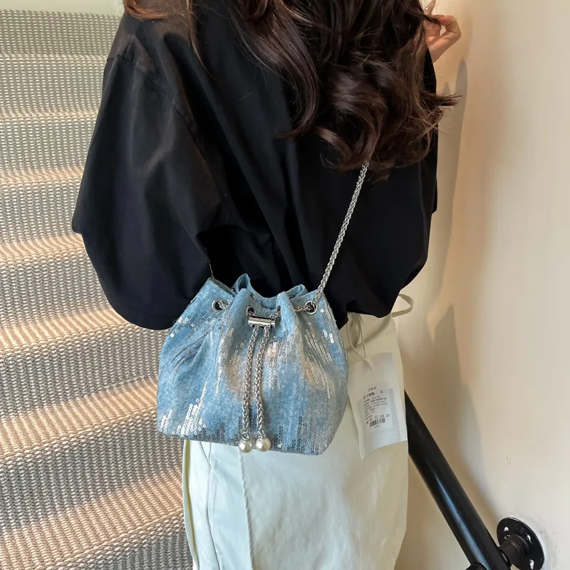 TOUTSEUL YOLO Denim Bucket Bag, Shoulder Bag Women's Black/Light Blue/Dark Blue-14