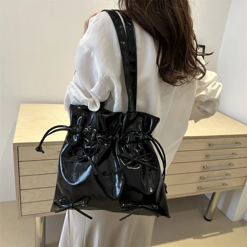 TOUTSEUL YOLO PU Tote Bag, Shoulder Bag Regular Women's White/Silver/Red/Black/Yellow-15