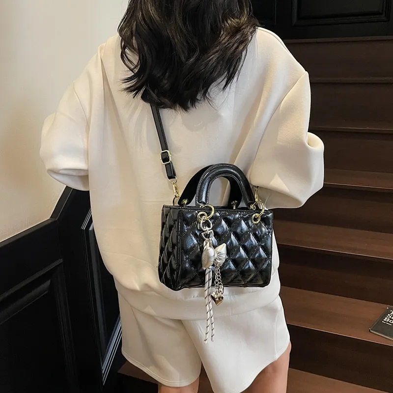 TOUTSEUL YOLO Pu One Shoulder Handbag Unisex Multicolor-10