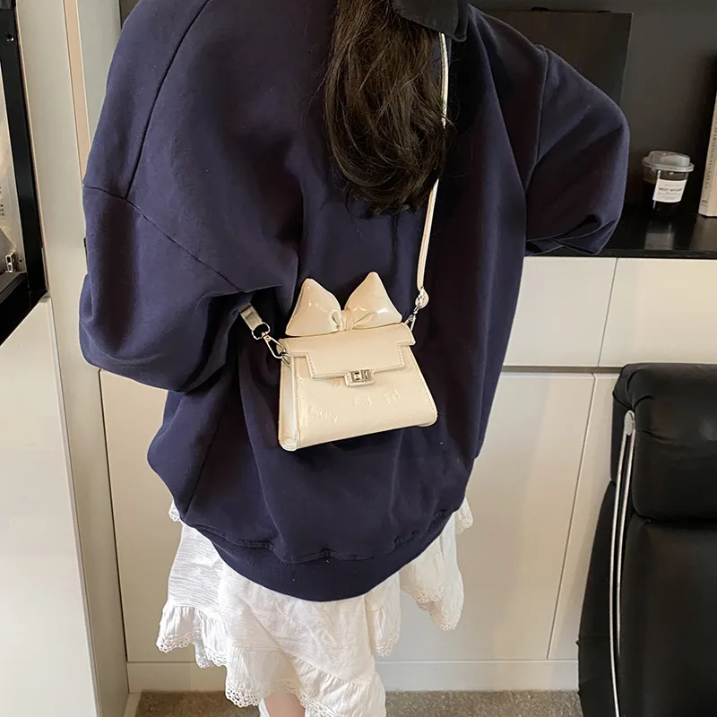 TOUTSEUL YOLO PU Shoulder Bag Women's White/Silver/Black/Pink/Blue-3