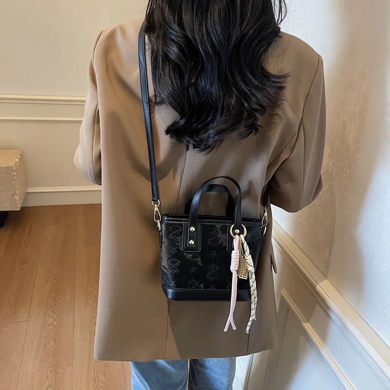 TOUTSEUL YOLO PU One Shoulder Handbag Regular Unisex Multicolor-10