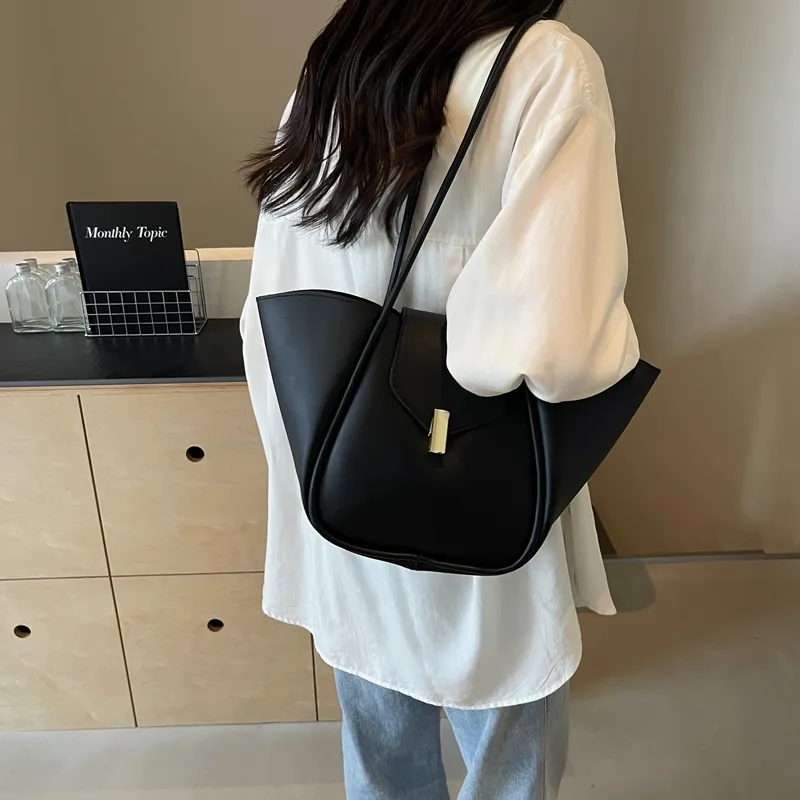 TOUTSEUL YOLO PU Shoulder Bag Women's Ecru/Black/Khaki/Coffee/Brown-10