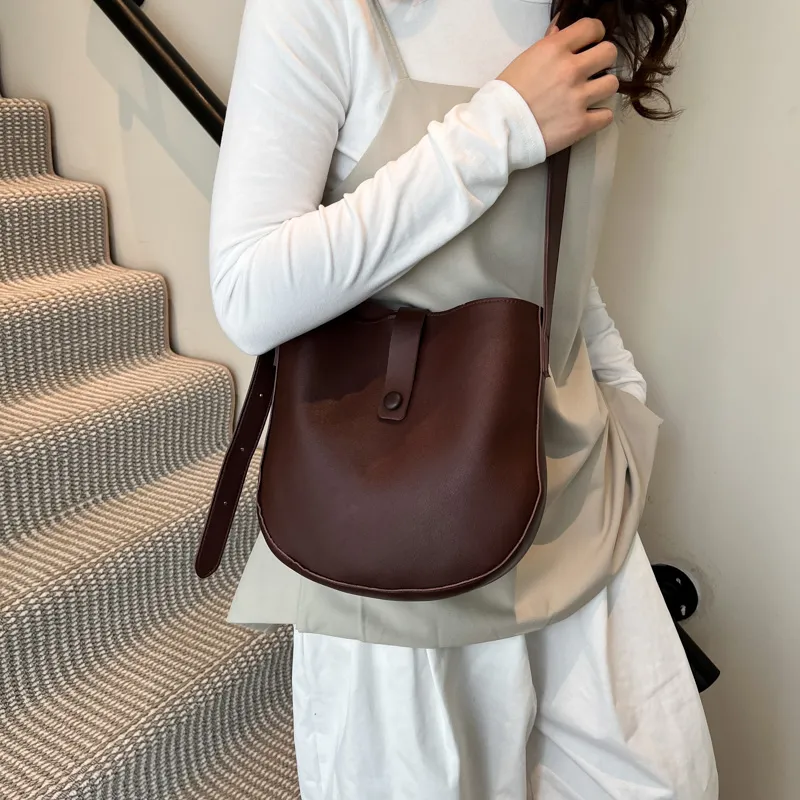 TOUTSEUL YOLO PU Shoulder Bag Women's White/Black/Light Brown/Dark Brown-22