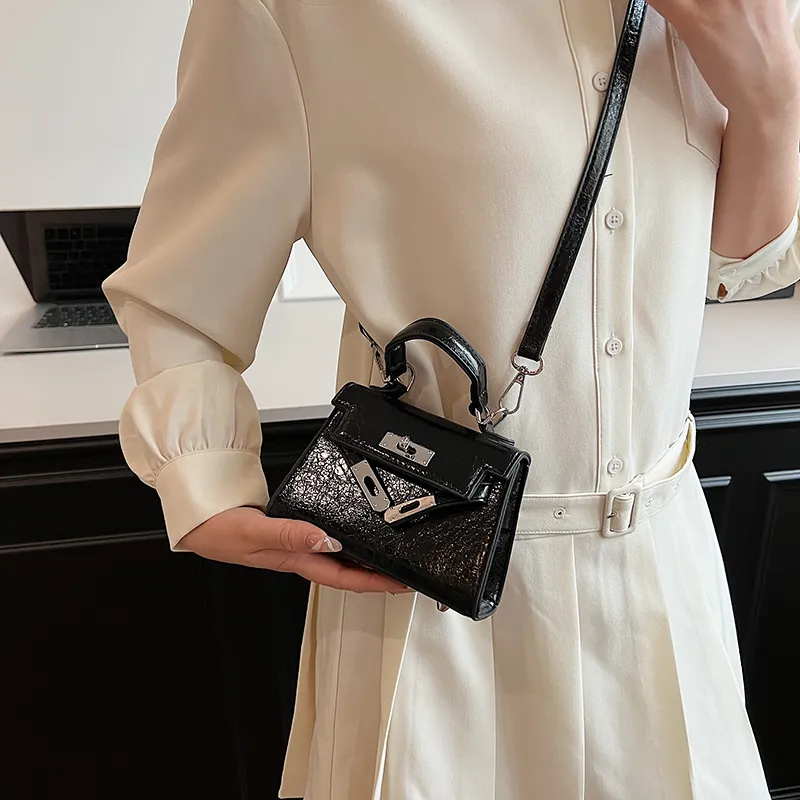 TOUTSEUL YOLO PU One Shoulder Handbag Regular Women's Black/Gold/Silver/Colorful Silver-4