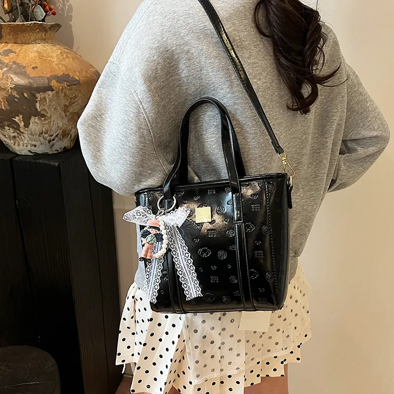 TOUTSEUL YOLO PU One Shoulder Handbag Women's White/Black/Blue/Pink-7