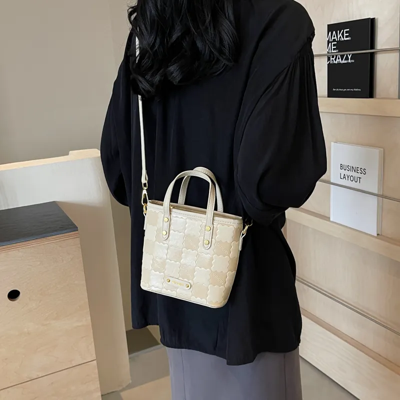 TOUTSEUL YOLO Pu One Shoulder Handbag Unisex Ecru/Pink/Brown-2