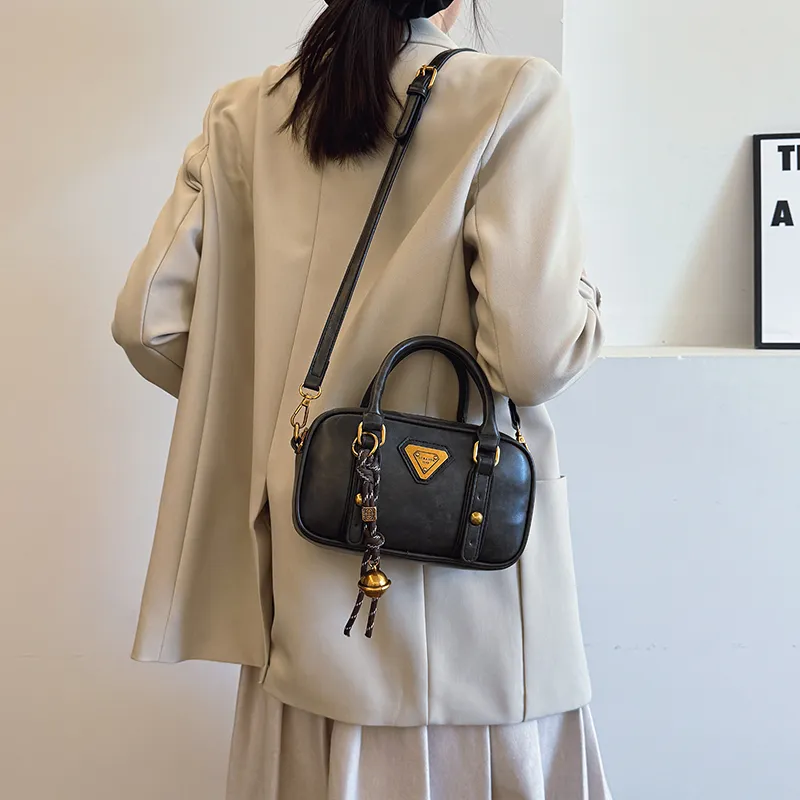 TOUTSEUL YOLO PU One Shoulder Handbag Women's Ecru/Black/Khaki/Brown-9