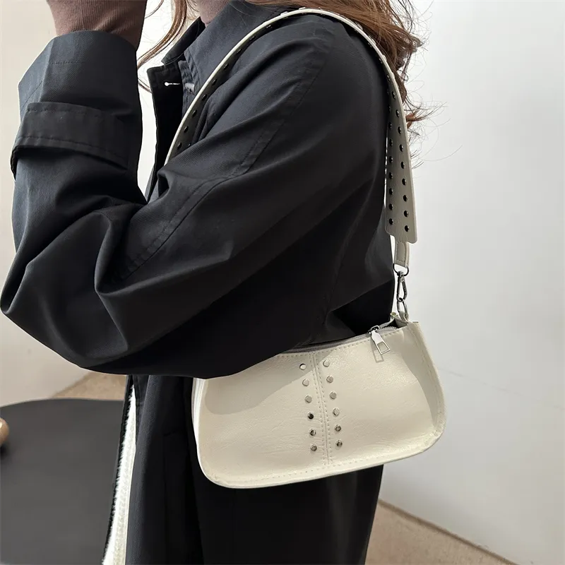 TOUTSEUL YOLO PU Shoulder Bag Women's White/Green/Red/Black/Brown-5