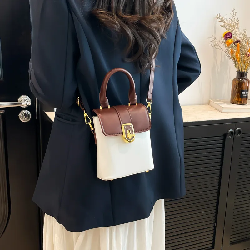 TOUTSEUL YOLO PU One Shoulder Handbag Regular Women's White/Black/Khaki-4