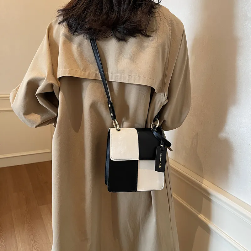 TOUTSEUL YOLO PU One Shoulder Handbag Women's White & Brown/White & Black/Coffee/Black-6