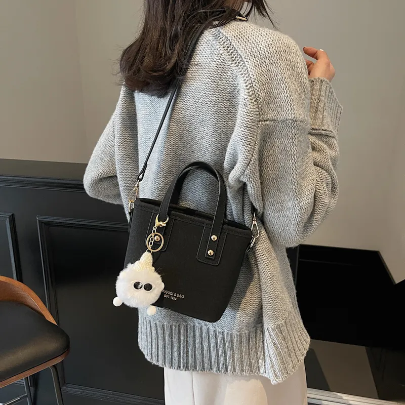 TOUTSEUL YOLO Pu Crossbody One Shoulder Handbag Women's Ecru/Black/Pink/Coffee-5