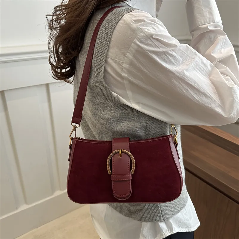 TOUTSEUL YOLO Suede Shoulder Bag Regular Women's Black/Red/Khaki/Coffee-7