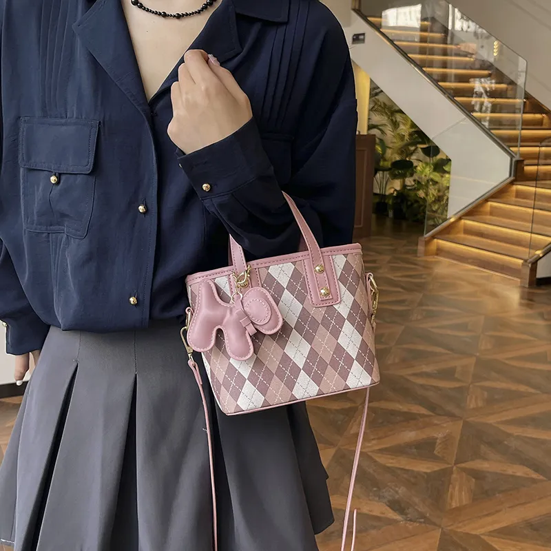 TOUTSEUL YOLO PU One Shoulder Handbag Women's White/Pink/Brown/Black-7