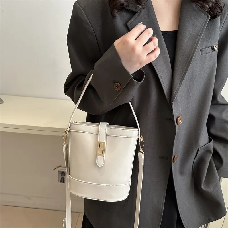 TOUTSEUL YOLO PU One Shoulder Handbag Women's Multicolor-2