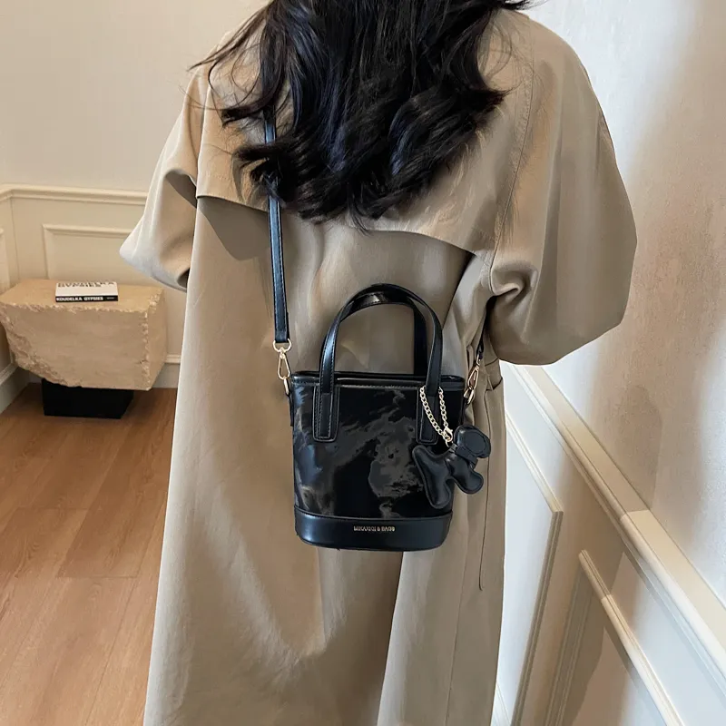 TOUTSEUL YOLO PU Handbag Regular Women's White & Khaki/White & Coffee/Black & Pink/Coffee-12