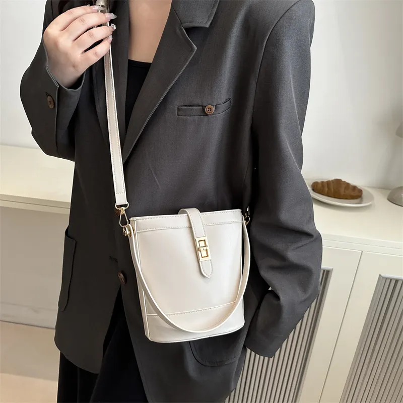 TOUTSEUL YOLO PU One Shoulder Handbag Women's Multicolor-5