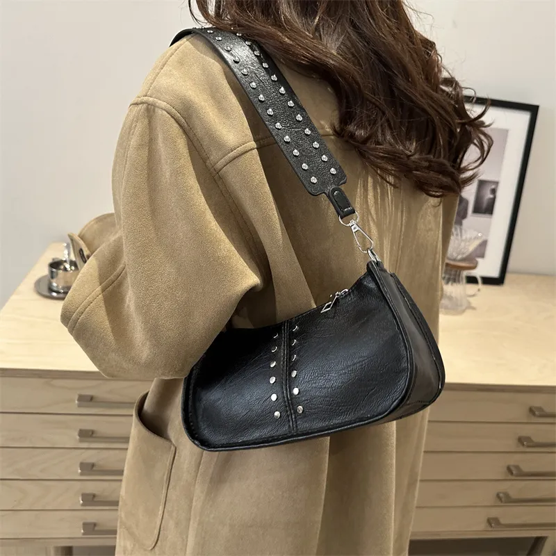 TOUTSEUL YOLO PU Shoulder Bag Women's White/Green/Red/Black/Brown-25
