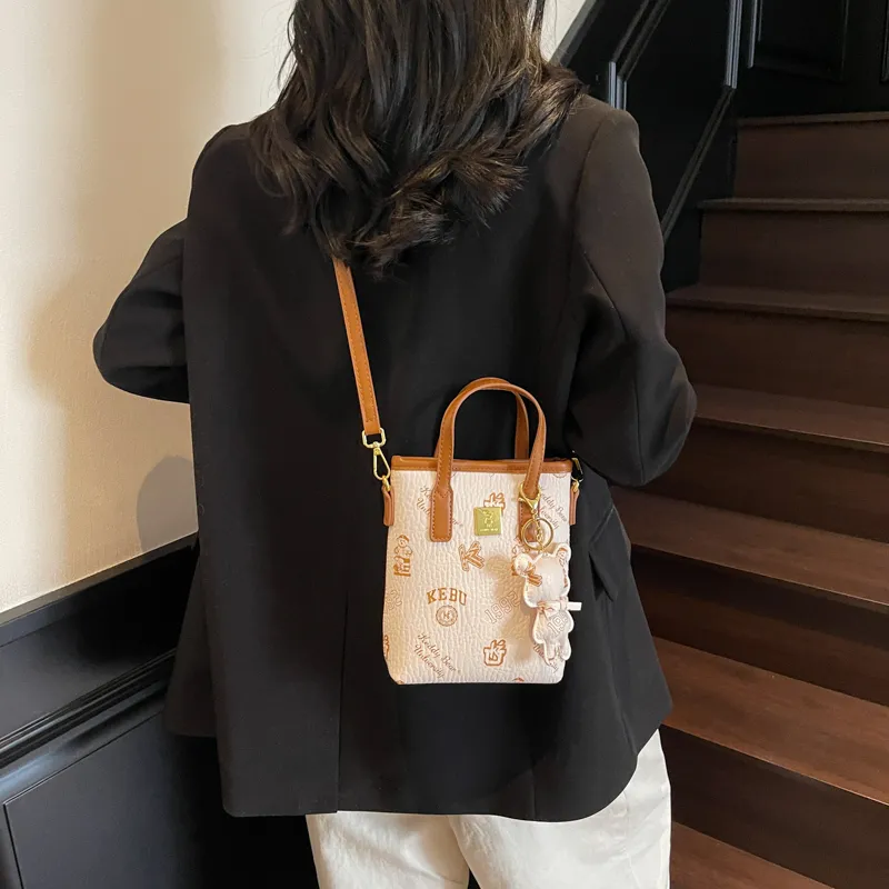 TOUTSEUL YOLO PU One Shoulder Handbag Regular Women's White/Black/Pink/Brown-3