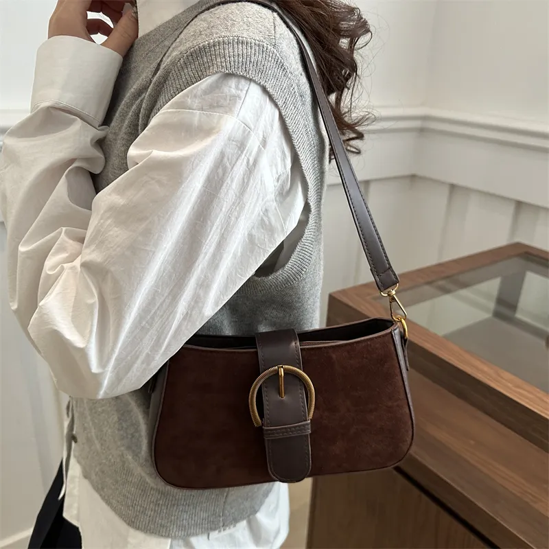 TOUTSEUL YOLO Suede Shoulder Bag Regular Women's Black/Red/Khaki/Coffee-25