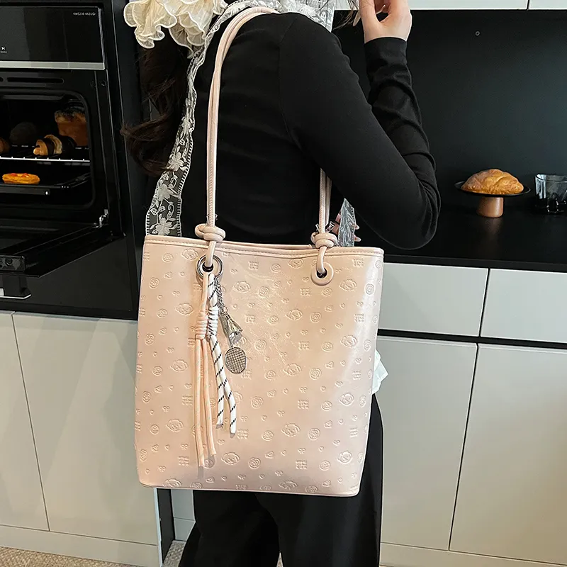 TOUTSEUL YOLO PU Shoulder Bag Women's White/Black/Blue/Pink-24