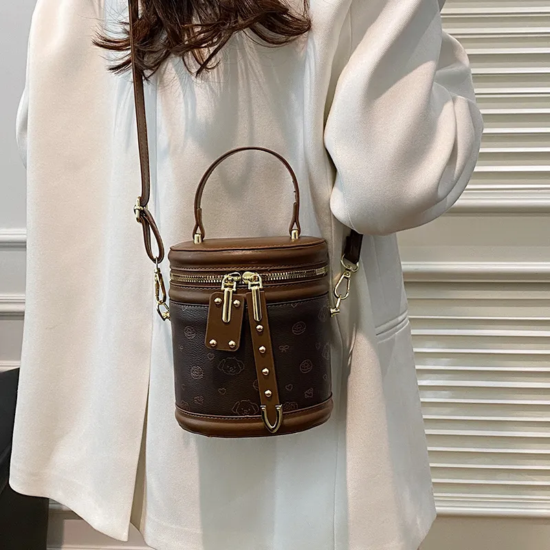 TOUTSEUL YOLO PU Bucket Bag, Crossbody Handbag Women's White/Brown-9