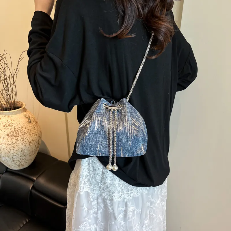 TOUTSEUL YOLO Denim Bucket Bag, Shoulder Bag Women's Black/Light Blue/Dark Blue-8