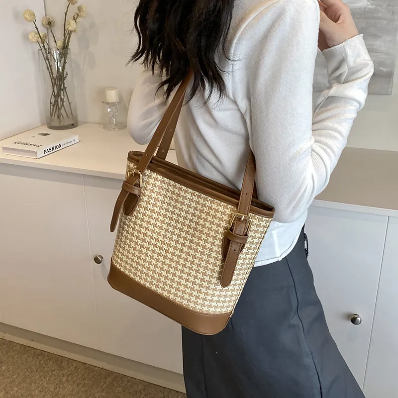 TOUTSEUL YOLO Straw Woven Shoulder Bag Women's Multicolor-22