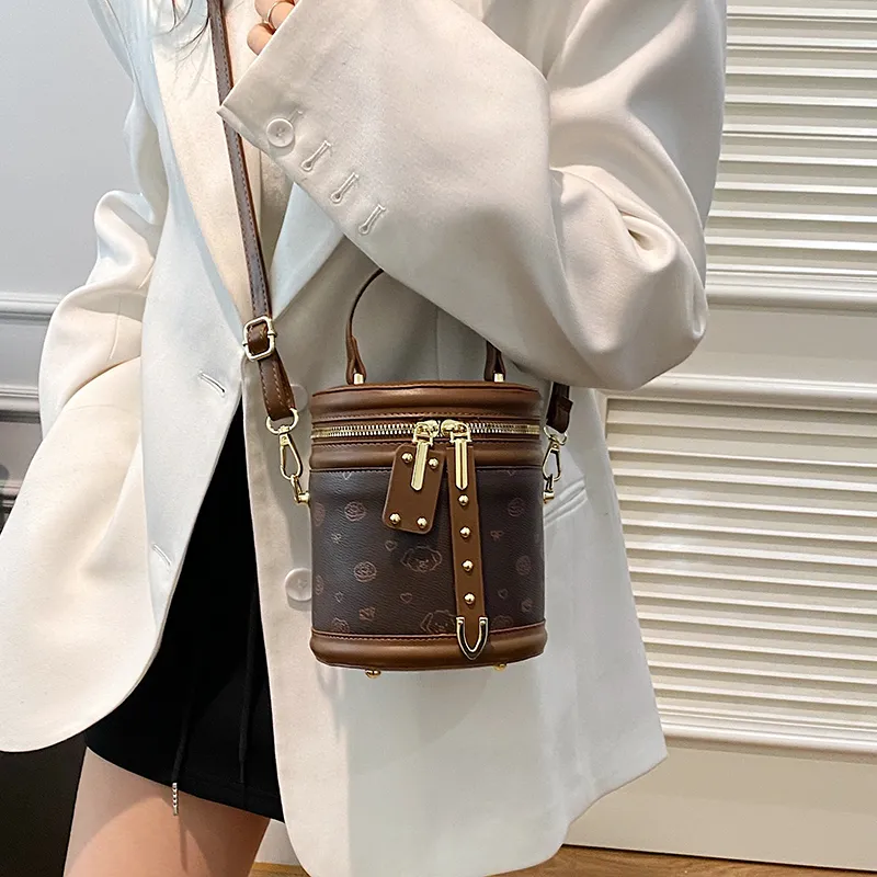 TOUTSEUL YOLO PU Bucket Bag, Crossbody Handbag Women's White/Brown-8