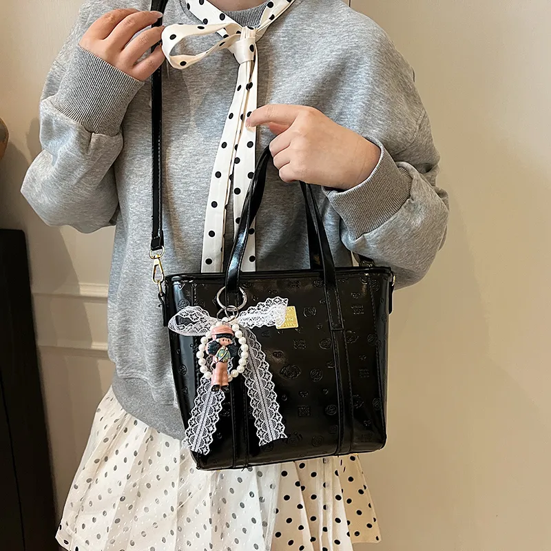 TOUTSEUL YOLO PU One Shoulder Handbag Women's White/Black/Blue/Pink-9