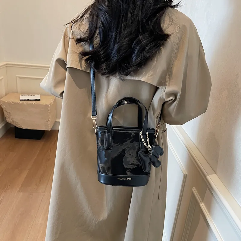 TOUTSEUL YOLO PU Handbag Regular Women's White & Khaki/White & Coffee/Black & Pink/Coffee-13