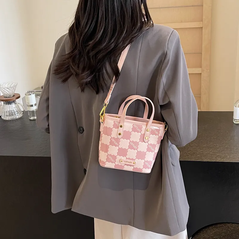 TOUTSEUL YOLO Pu One Shoulder Handbag Unisex Ecru/Pink/Brown-6