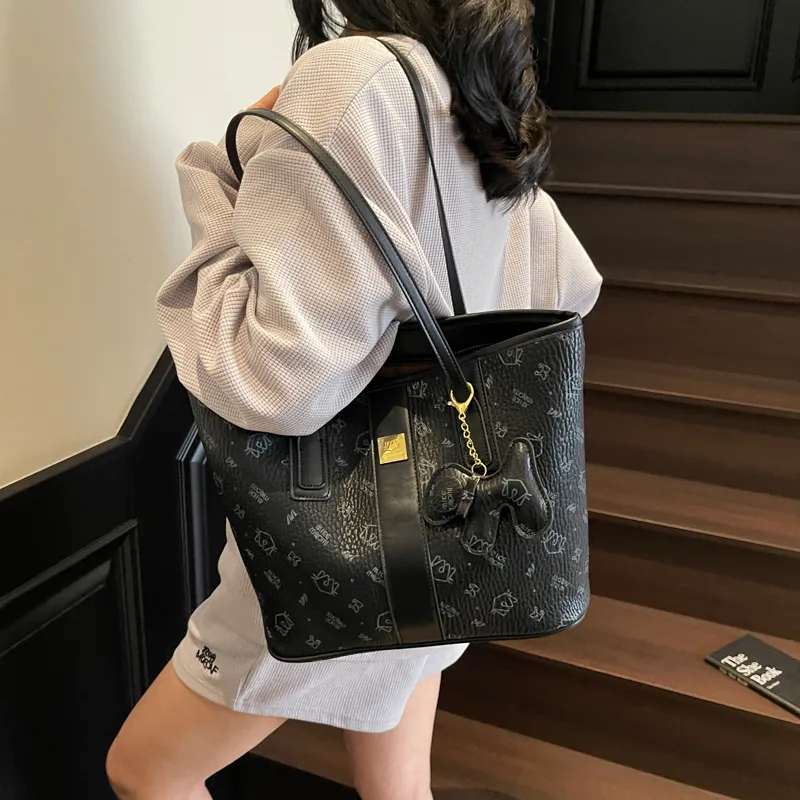 TOUTSEUL YOLO PU Handbag Regular Unisex Brown/Pink/Black/Khaki-11