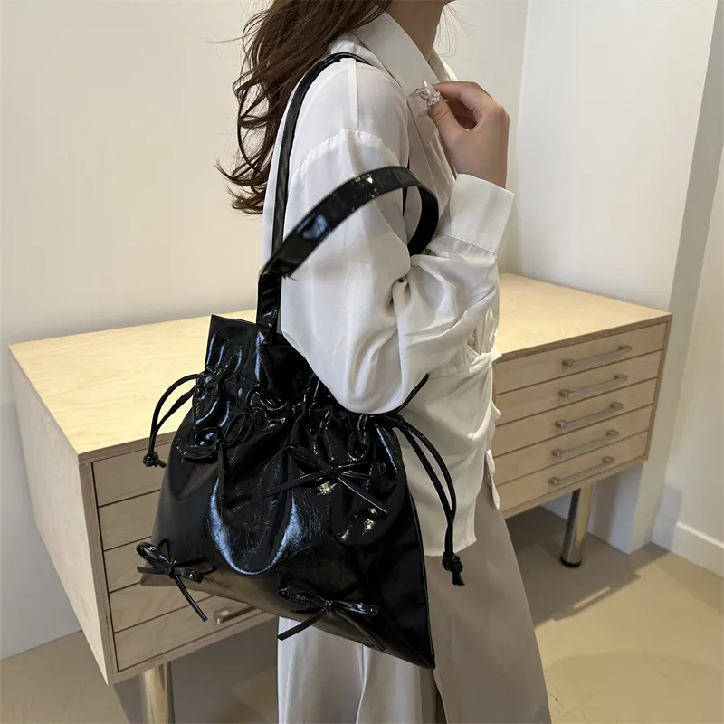 TOUTSEUL YOLO PU Tote Bag, Shoulder Bag Regular Women's White/Silver/Red/Black/Yellow-14