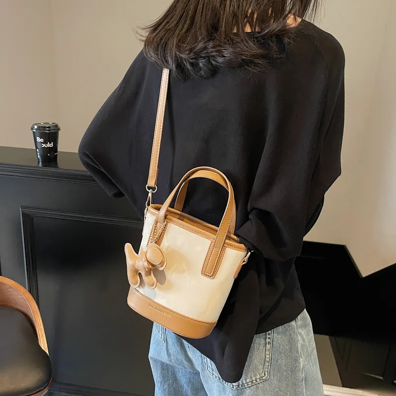 TOUTSEUL YOLO PU Handbag Regular Women's White & Khaki/White & Coffee/Black & Pink/Coffee-2