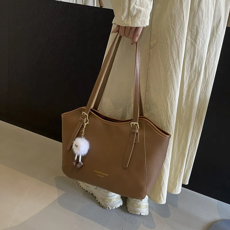 TOUTSEUL YOLO PU Shoulder Bag Women's Beige/Black/Coffee/Brown-24