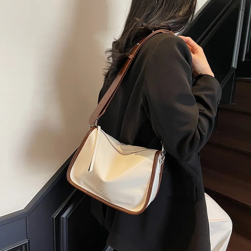 TOUTSEUL YOLO PU Shoulder Bag Regular Women's Black/Khaki/Brown/Ecru-6