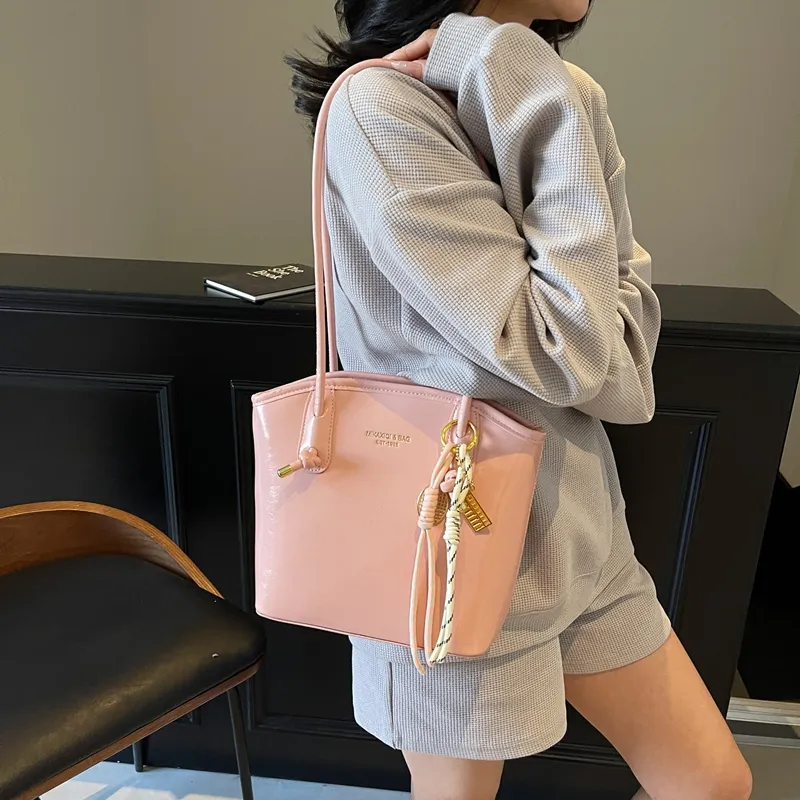 TOUTSEUL YOLO PU Bucket Bag, Shoulder Bag Women's Beige/Silver/Black/Light Blue/Pink/Ankara Red-13