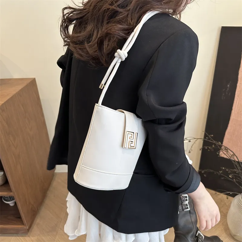 TOUTSEUL YOLO PU Bucket Bag, Shoulder Bag Women's Multicolor-3