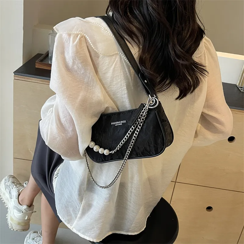 TOUTSEUL YOLO PU Shoulder Bag Women's Ecru/Silver/Black/Pink-15