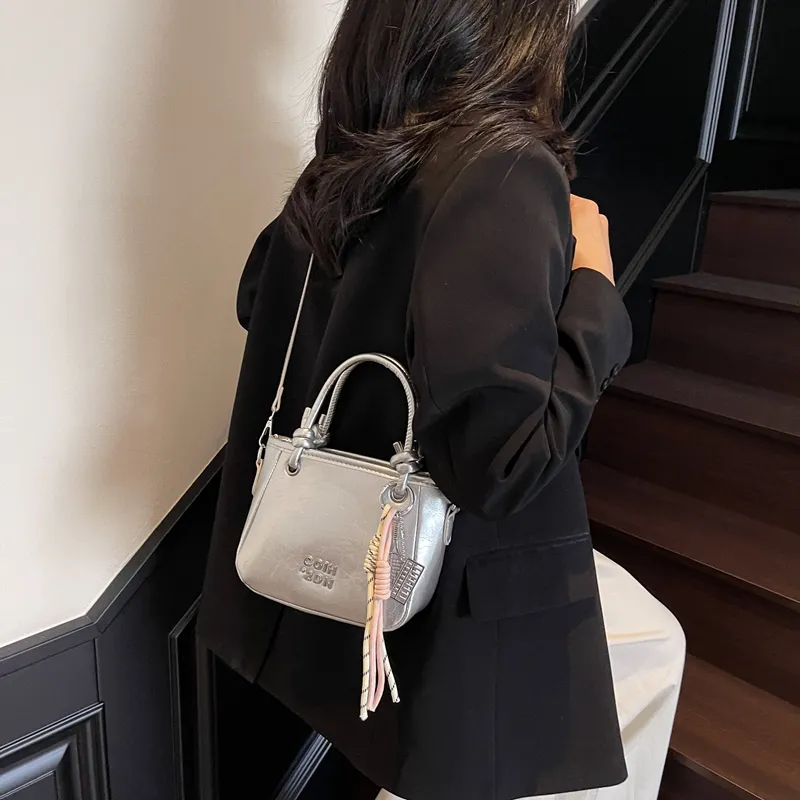 TOUTSEUL YOLO PU Crossbody One Shoulder Handbag Women's Ancora Red/Ecru/Silver/Black/Pink-8