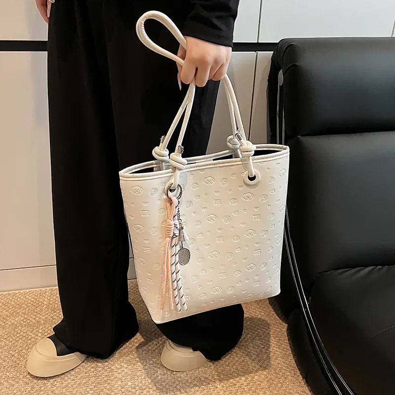 TOUTSEUL YOLO PU Shoulder Bag Women's White/Black/Blue/Pink-4