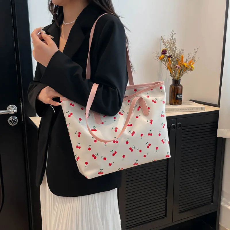 TOUTSEUL YOLO PU Tote Bag, Shopping Bag, Shoulder Bag Women's Multicolor-9