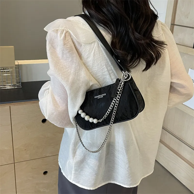 TOUTSEUL YOLO PU Shoulder Bag Women's Ecru/Silver/Black/Pink-14