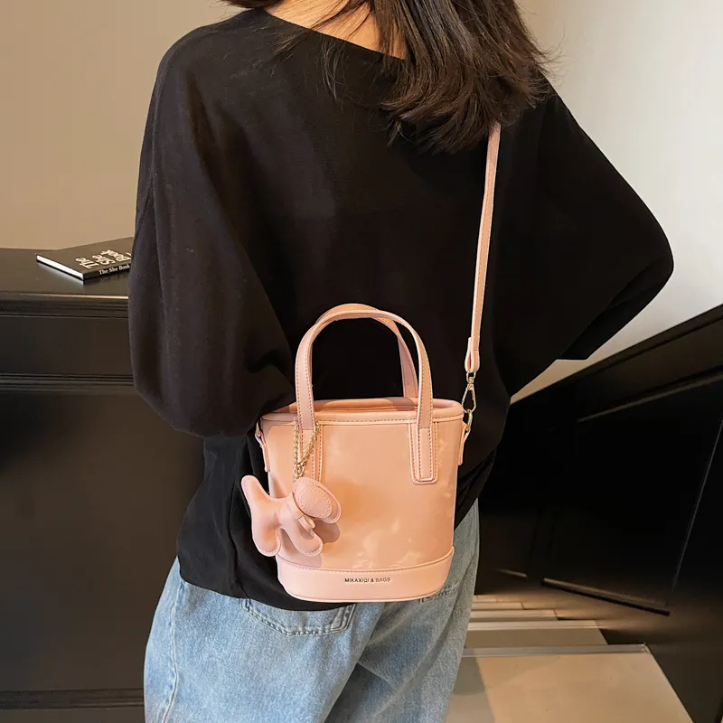 TOUTSEUL YOLO PU Handbag Regular Women's White & Khaki/White & Coffee/Black & Pink/Coffee-16