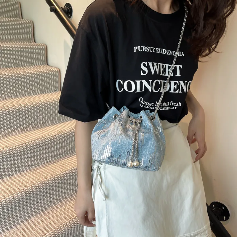 TOUTSEUL YOLO Denim Bucket Bag, Shoulder Bag Women's Black/Light Blue/Dark Blue-16