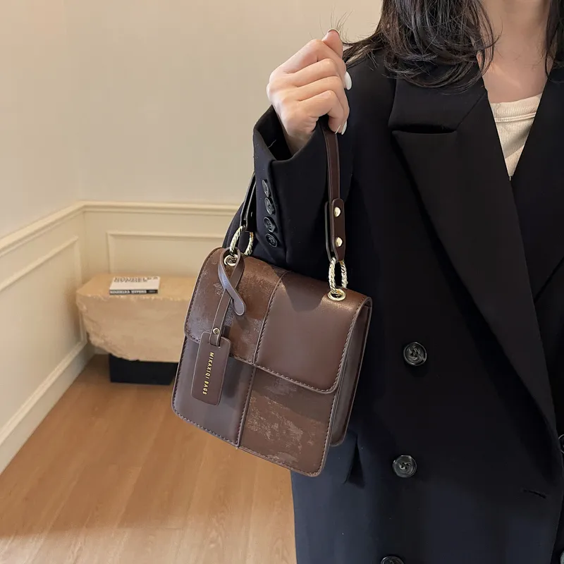TOUTSEUL YOLO PU One Shoulder Handbag Women's White & Brown/White & Black/Coffee/Black-12