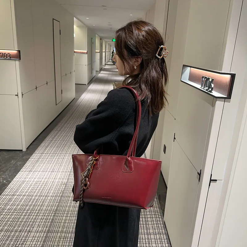 TOUTSEUL YOLO PU Shoulder Bag Women's Ancora Red/Black/Coffee/Brown/Ecru-5