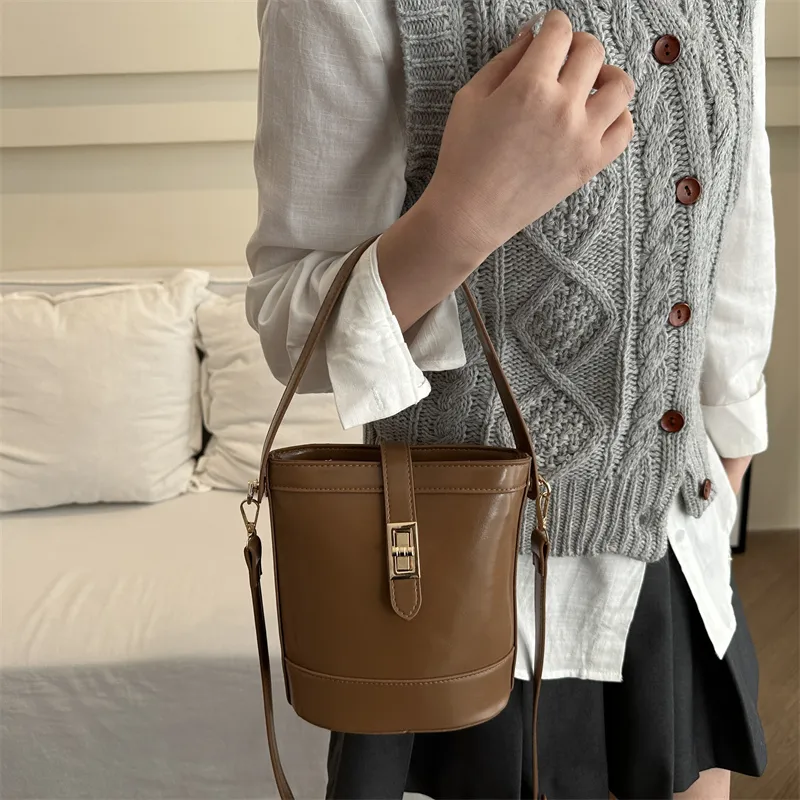 TOUTSEUL YOLO PU One Shoulder Handbag Women's Multicolor-15